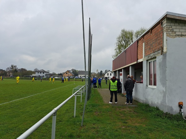 Sportplatz Am Wasserturm - Bernau bei Berlin-Ladeburg