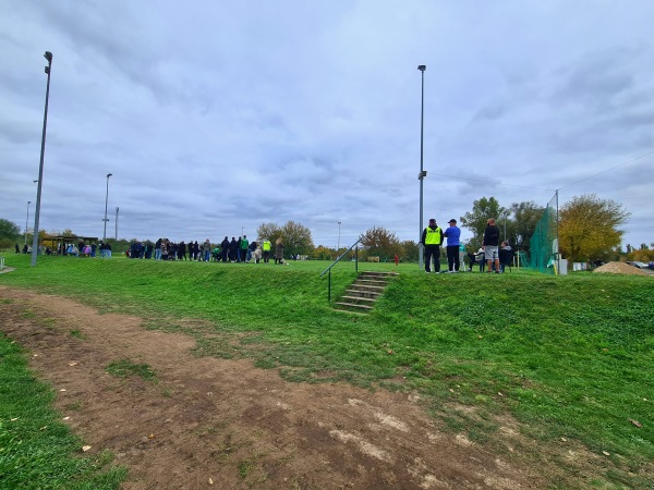 Parkstadion Nebenplatz - Schkopau-Döllnitz