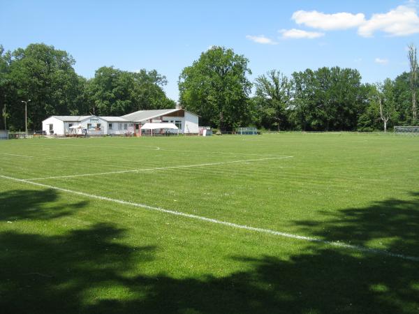 Sportanlage Am Luisium - Dessau-Roßlau-Waldersee