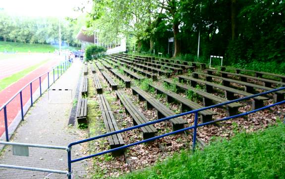 "Starttribüne" mittlerweile abgerissen.