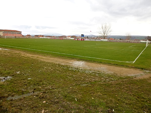 Stadiumi Agron Rama - Obilić