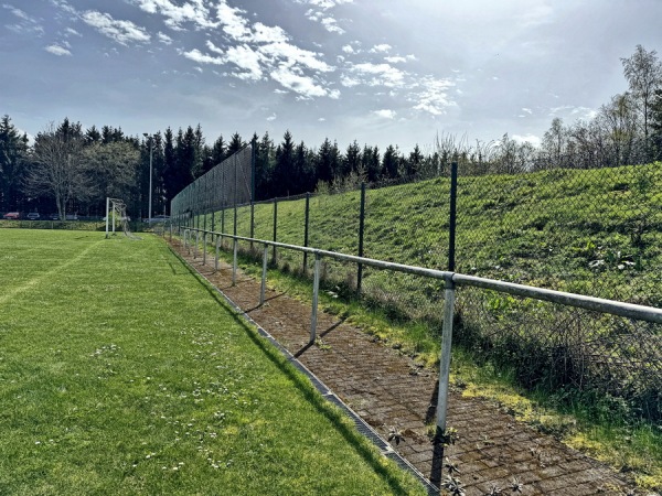 Sportplatz Auf´m Berg - Schmallenberg-Bracht