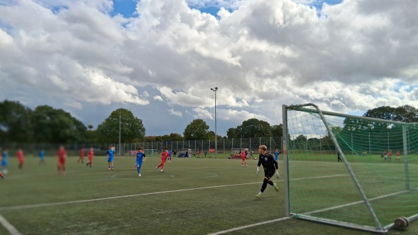 Bezirkssportanlage Kuhhirten Platz 3 - Bremen-Buntentor