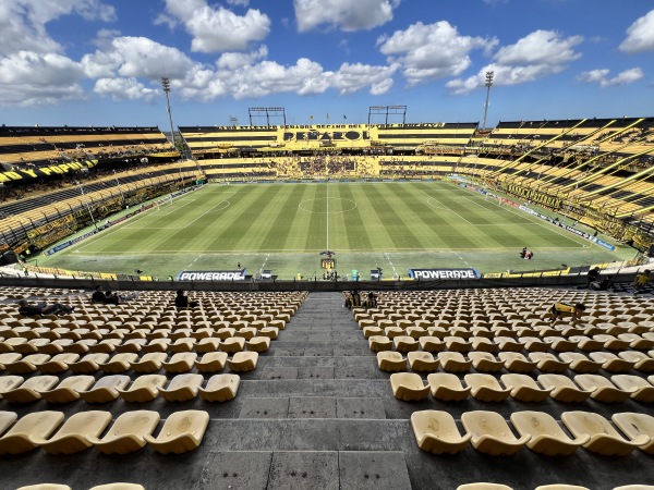 Estadio Campeón del Siglo - Montevideo