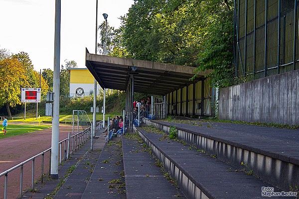 Bezirkssportanlage Am Gelben Sprung - Wuppertal-Hatzfeld
