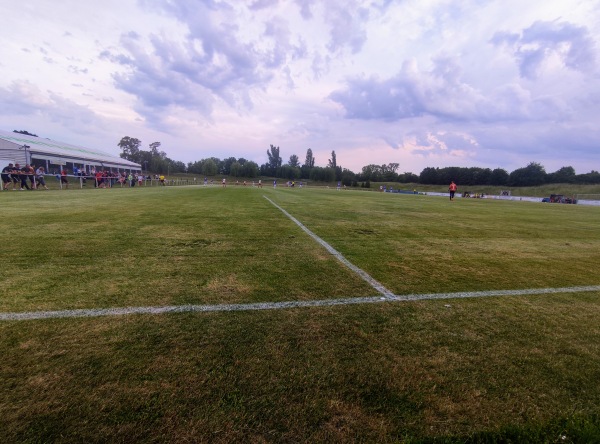 Sportplatz am Kanal - Leuna-Kötschlitz