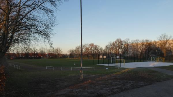 Bezirkssportanlage Stöckheim - Braunschweig-Stöckheim