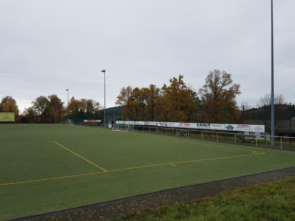 Sportplatz Oberveischede - Olpe-Oberveischede