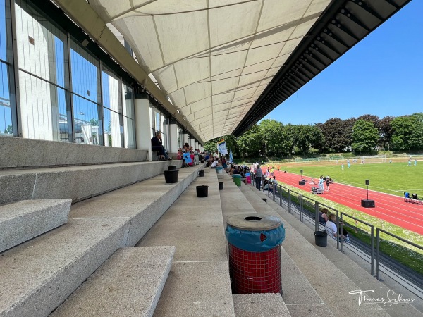 Volksparkstadion - Berlin-Mariendorf