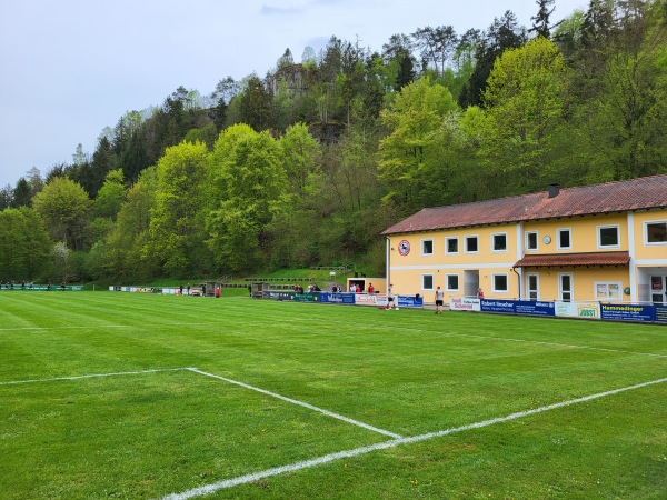 Sportplatz Deuerling - Deuerling