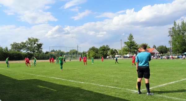 Károlyházai Sportpálya - Károlyháza