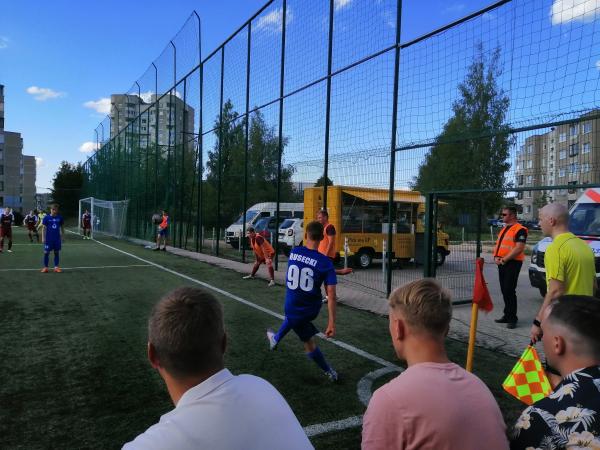 Vilniaus Fabijoniskiu Vidurines Mokyklos Stadionas - Vilnius