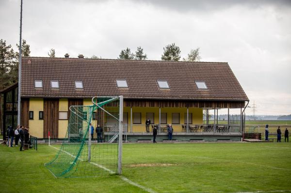 Sportanlage Zuckermandelweg Platz 2 - Roßtal-Raitersaich