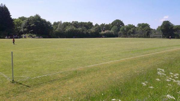 Reinhard Sönke Sportplatz - Bad Malente-Gremsmühlen-Benz