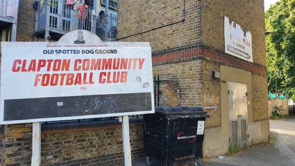 The Old Spotted Dog Ground - London-Forrest Gate, Greater London