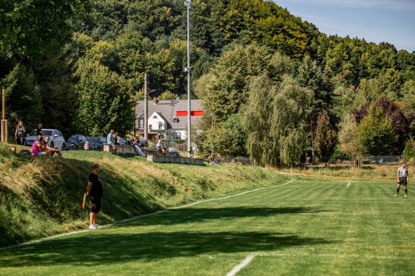 Sportplatz am Schwarzwasser - Schwarzenberg/Erzgebirge-Neuwelt