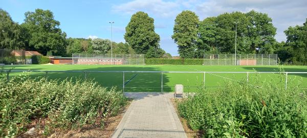 Sportanlage Puckaffer Weg Platz 2 - Hamburg-Duvenstedt