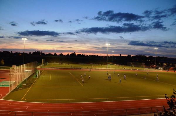 Bezirkssportanlage Sürther Feld Ostplatz - Köln-Sürth