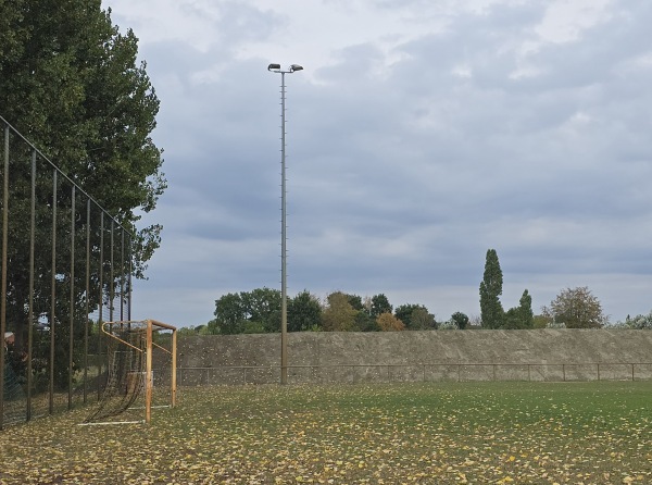 Sultan Stadion Sint-Dympna Terrein 3 - Geel-Sint-Dympna