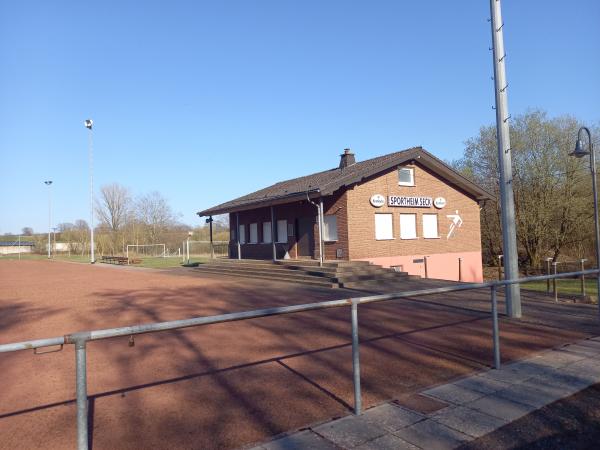 Sportplatz an der Klosterruine - Seck