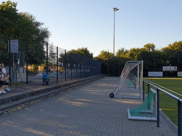 Sportzentrum Pfeilstraße - Frechen-Königsdorf