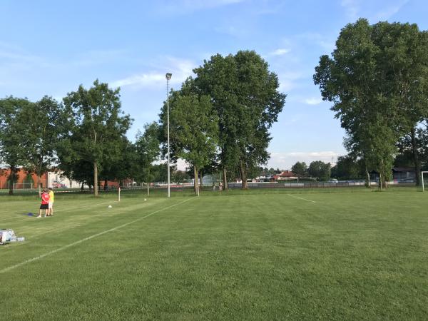 Stadion Tratteilstraße Nebenplatz 2 - Mering