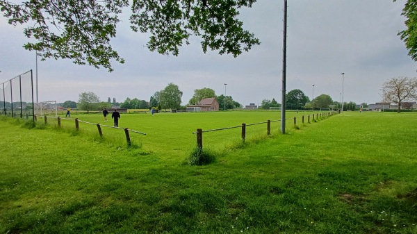 Stadion Beukenhof Terrein 2 - Hasselt-Sint-Lambrechts-Herk