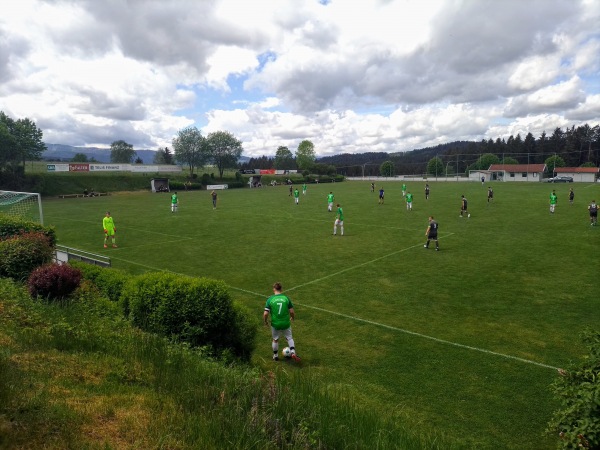 Stadion Am Gstreit - Regen-Schweinhütt