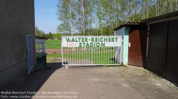 Walter-Reichert-Stadion - Niederwiesa/Sachsen