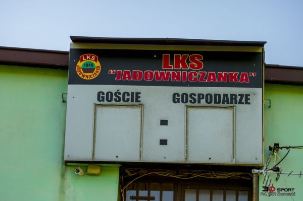 Stadion Jadowniki - Jadowniki