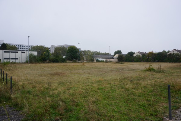 Sportstätte Walter Helpenstell - Koblenz-Rauental