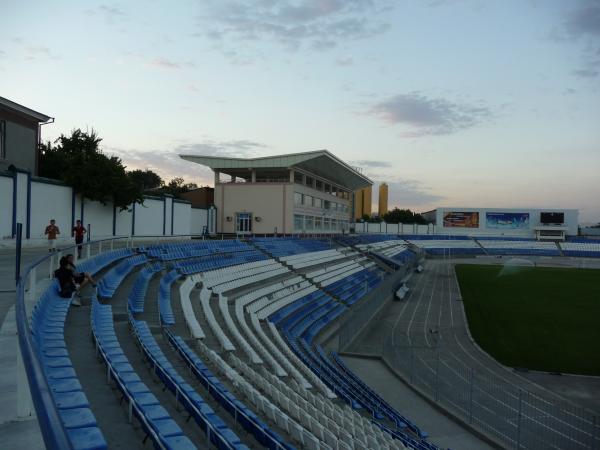 Dinamo stadioni - Samarkand