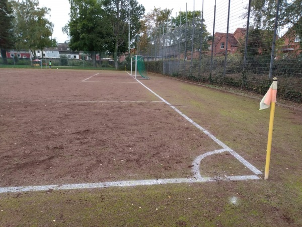 Sportanlage Karolingerstraße Platz 2 - Niederzier-Huchem-Stammeln