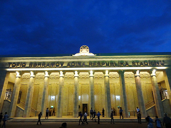 Tofiq Bәhramov adına Respublika Stadionu - Bakı (Baku)