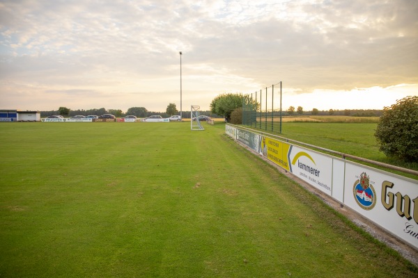 Hauff-Sportpark Platz 2 - Burgoberbach-Neuses