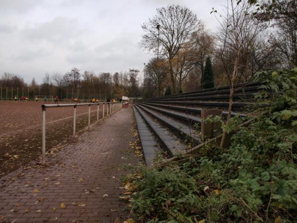 Sportanlage Iltisstraße Nordplatz - Duisburg-Neumühl