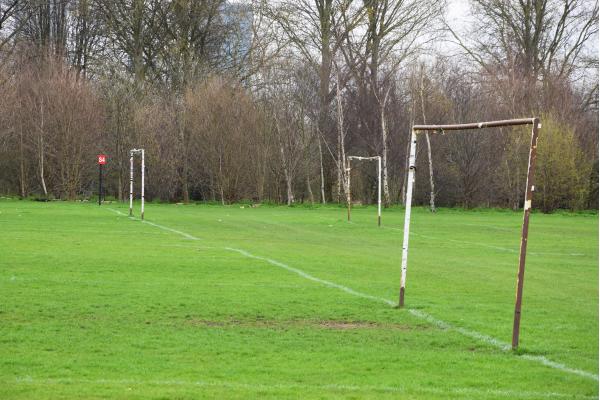 Hackney Marshes pitch S4 - Hackney Wick, Greater London