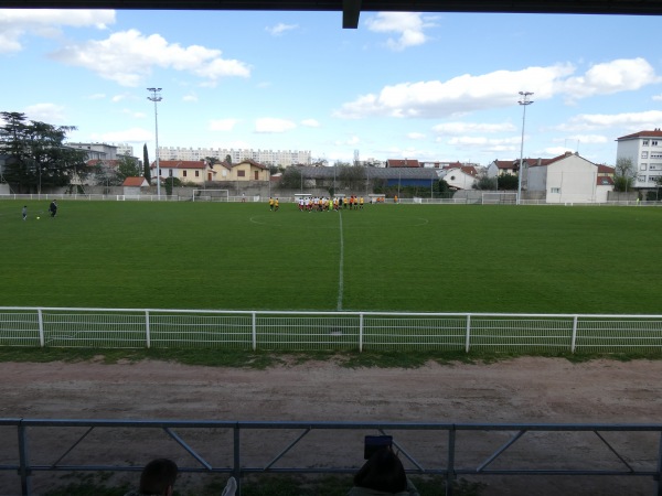 Stade Ahmed Mokrane - Villeurbanne
