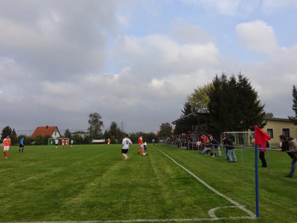 Sportplatz Atzenbrugg - Heiligeneich