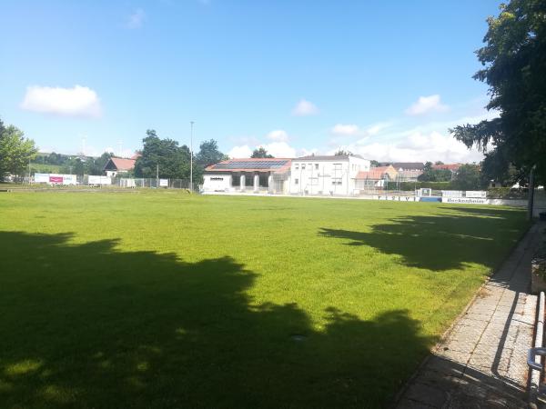 Sportplatz Emichsburg - Bockenheim/Weinstraße-Kleinbockenheim