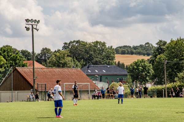 Sportanlage Schulsiedlung Neuer Platz - Großhartmannsdorf