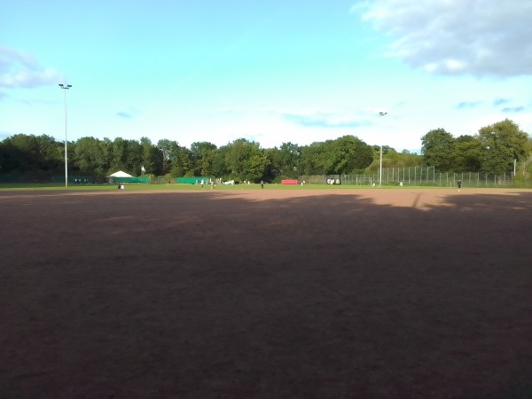 Bezirkssportanlage Curiestraße Platz 2 - Bremen-Horn