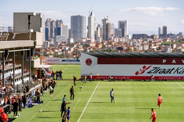 Ümraniye Hekimbaşı Şehir Stadyumu - İstanbul
