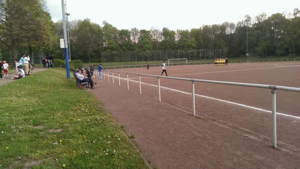 Bezirkssportanlage Im Emscherbruch Platz 2 - Gelsenkirchen-Resse