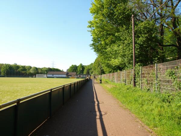 Hennes-Jeschke-Sportanlage - Duisburg-Marxloh