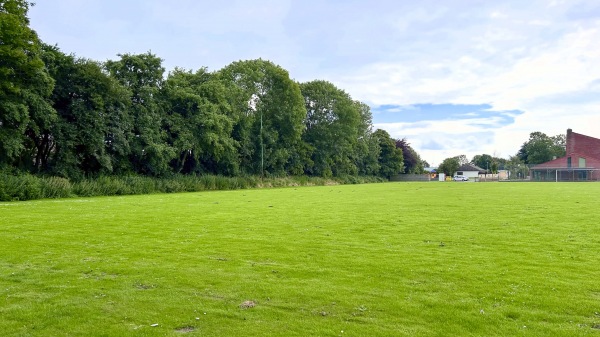 Sportplatz Alte Landstraße - Helse