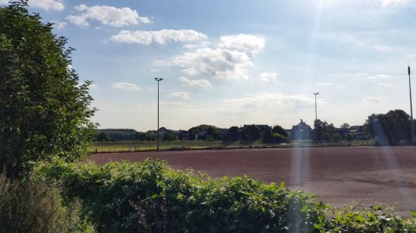 Sportplatz Am Damm - Köln-Weiß