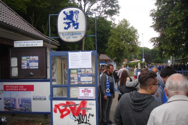 Wald (Park) Stadion - Sehnde