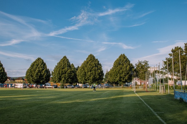 Sportanlage Pfarrer-Starostzik-Straße - Eggolsheim-Neuses