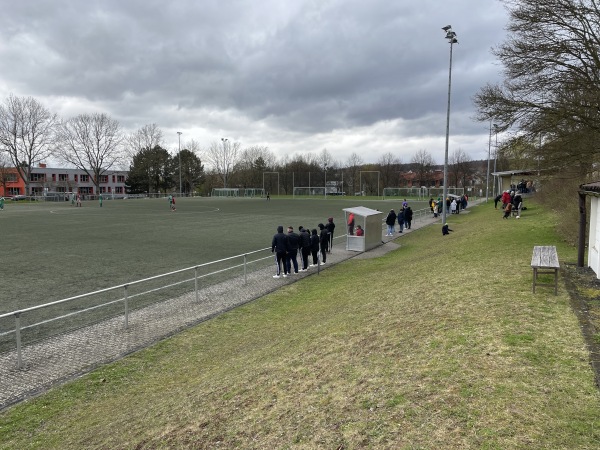 Stadion Am Park Nebenplatz - Niestetal-Heiligenrode